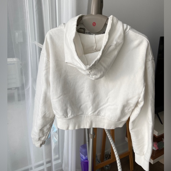 White Short Hoodie - Picture 3 of 5